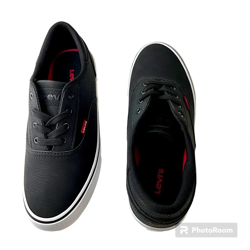 Levi’s Comfort‎ black Men’s Shoes Size 9